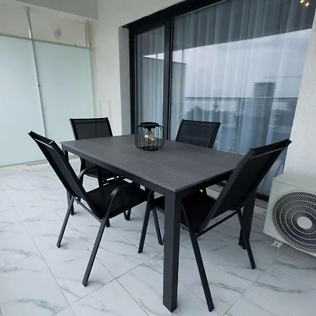 Hubix - Casa Del Mar C1a Mamaia